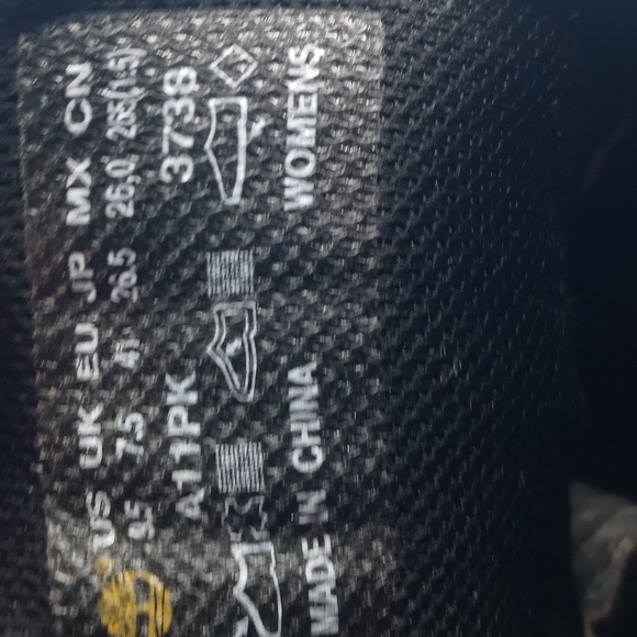 Timberland Women's Gore Tex Suede Hiking Boots - Picture 8 of 8